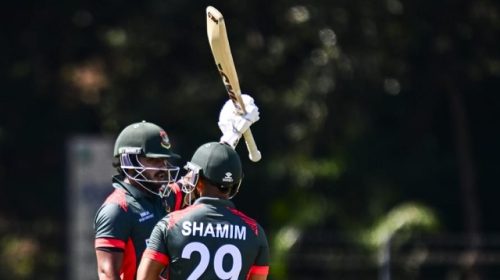পারভেজের অনবদ্য সেঞ্চুরি, আরব আমিরাতকে বিশাল লক্ষ্য দিল টাইগাররা