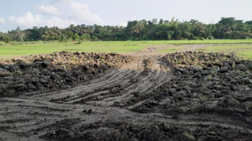 লক্ষ্মীপুরের চন্দ্রগঞ্জে গণকবরস্থানে চাঁদাবাজির অভিযোগ