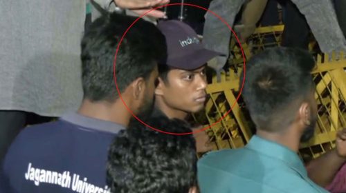 মাহফুজ আলমের উপর বোতল নিক্ষেপকারী শিক্ষার্থী আটক!