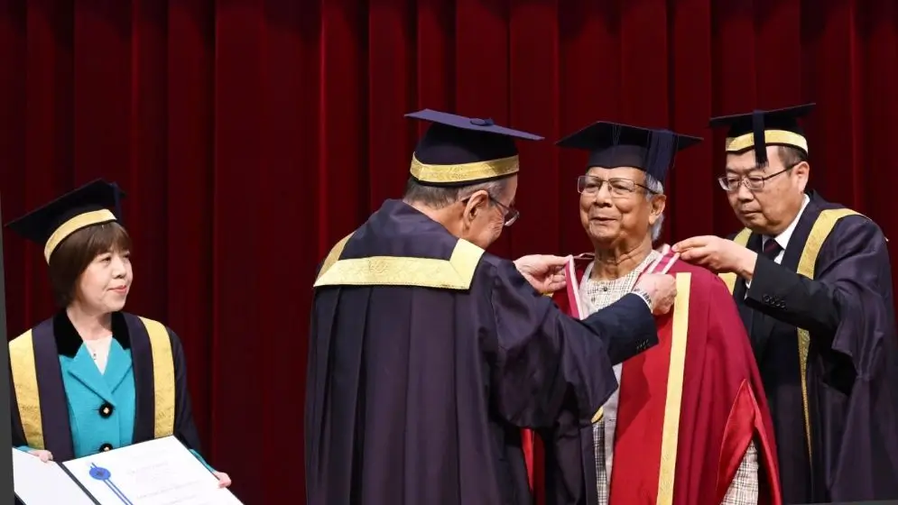 প্রধান উপদেষ্টাকে সম্মানসূচক ডক্টরেট ডিগ্রি জাপানের বিশ্ববিদ্যালয়ের!