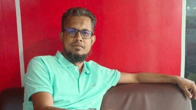 রোগী দেখেন ওষুধ কোম্পানির প্রতিনিধি: নিষেধ করায় প্রাণনাশের হুমকি