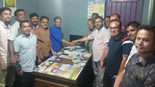 বীরগঞ্জে সাংবাদিক ও বিএনপি’র মধ্যে ভূল বোঝাবুঝির অবসান।