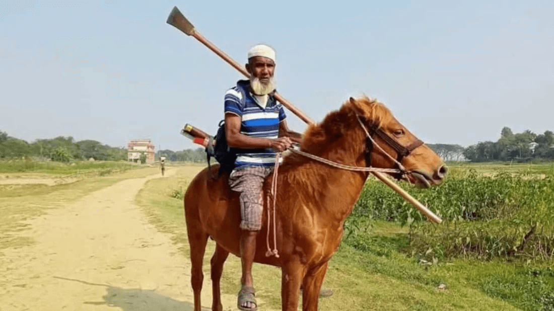 বিনা পারিশ্রমিকে ৩ হাজার ৫৭টি কবর খনন করা মনু মিয়া আর নেই।