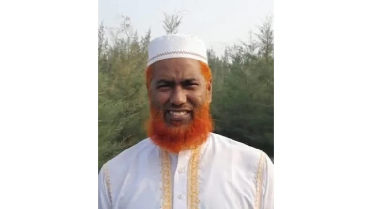 সাঁথিয়ায় সভাপতির স্বাক্ষর জাল করে উপাধ্যক্ষের হজ্জে গমন!