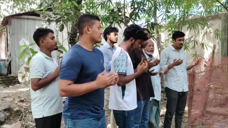 জুলাই অভ্যুত্থানে শহীদ পরিবারের প্রতি এনসিপির সংহতি ও সমর্থন।