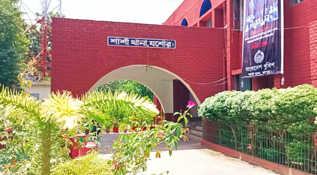 যশোরে ভাবির কোপে দেবরের গোপন অঙ্গ বিচ্ছিন্ন
