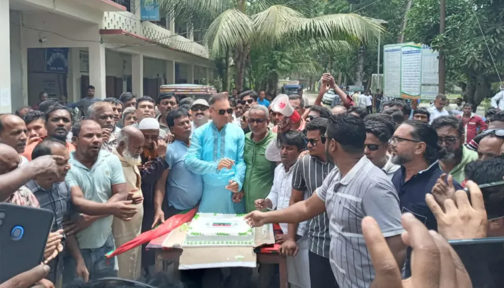 বাবুগঞ্জে উৎসবমুখর পরিবেশে বিএনপির ৪৭তম প্রতিষ্ঠাবার্ষিকী উদযাপন