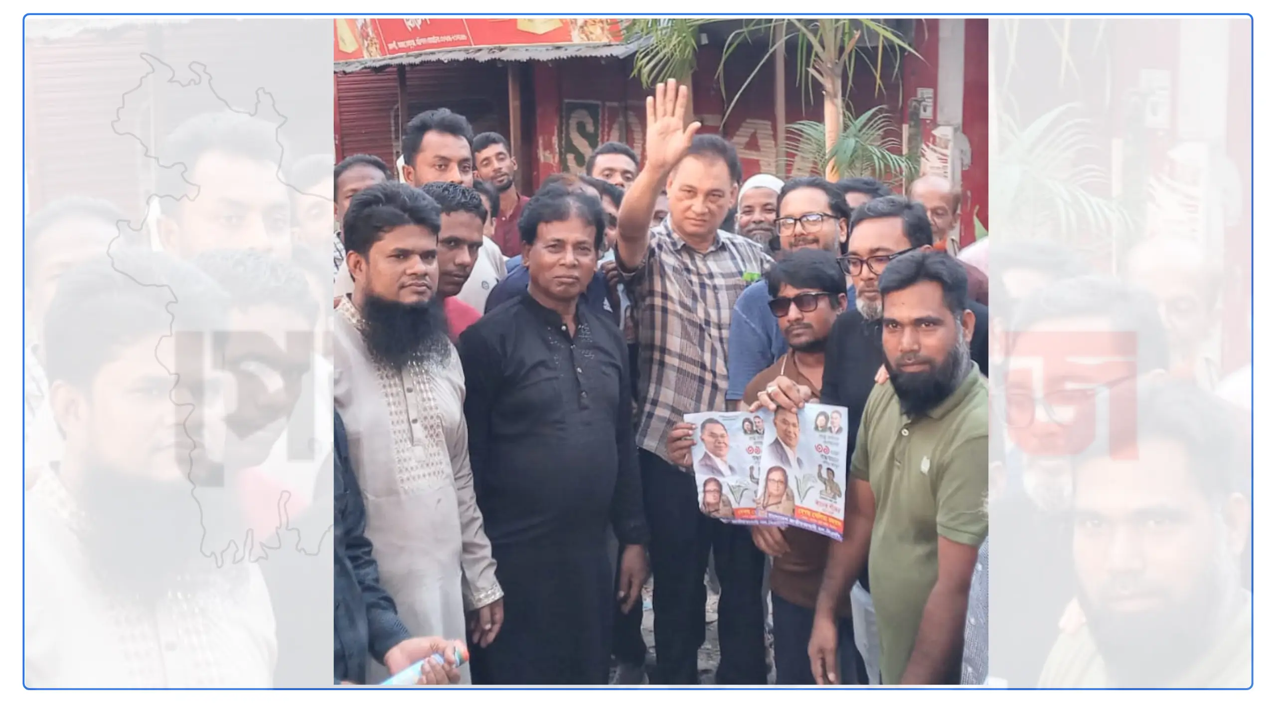 বাবুগঞ্জে তারেক রহমানের ৩১ দফা বাস্তবায়নে ইসরত হোসেন কচির লিফলেট বিতরণ