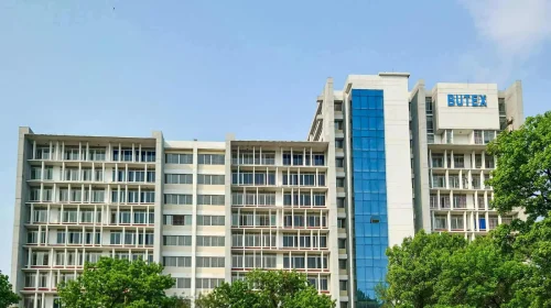 ভূমিকম্প ঝুঁকি: ১১ দিন বুটেক্সে ক্লাস-পরীক্ষা বন্ধ, হল ছাড়ার নির্দেশ