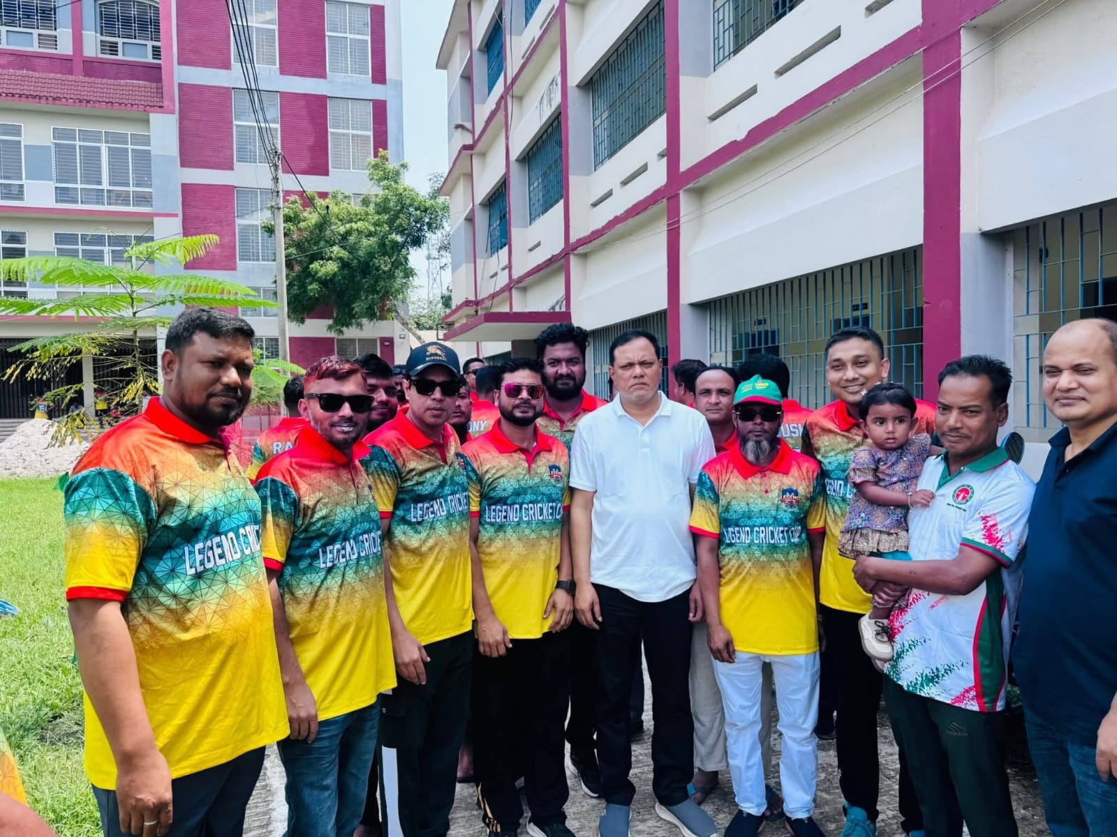শ্রীবরদীতে লিজেন্ড ক্রিকেট কাপ সিজন (১) এর উদ্বোধন