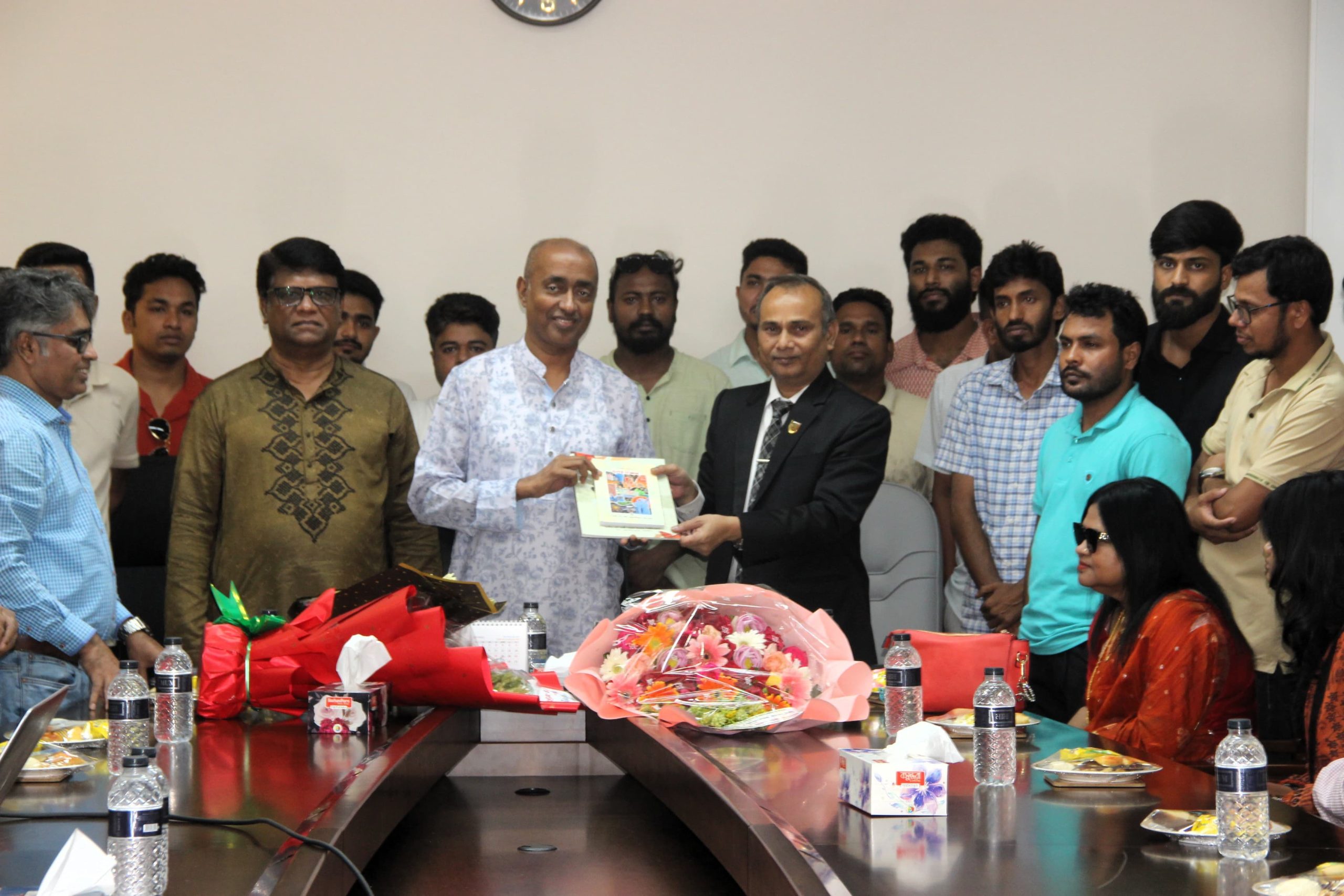 নজরুল বিশ্ববিদ্যালয় পরিদর্শনে আইনমন্ত্রী আসাদুজ্জামান