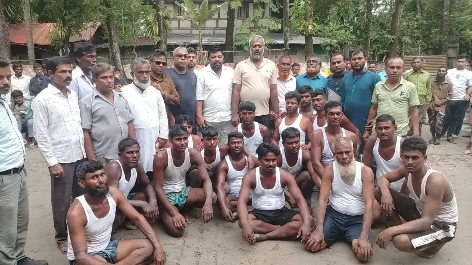 বাবুগঞ্জে হাডুডু ও লাঠিখেলা অনুষ্ঠিত