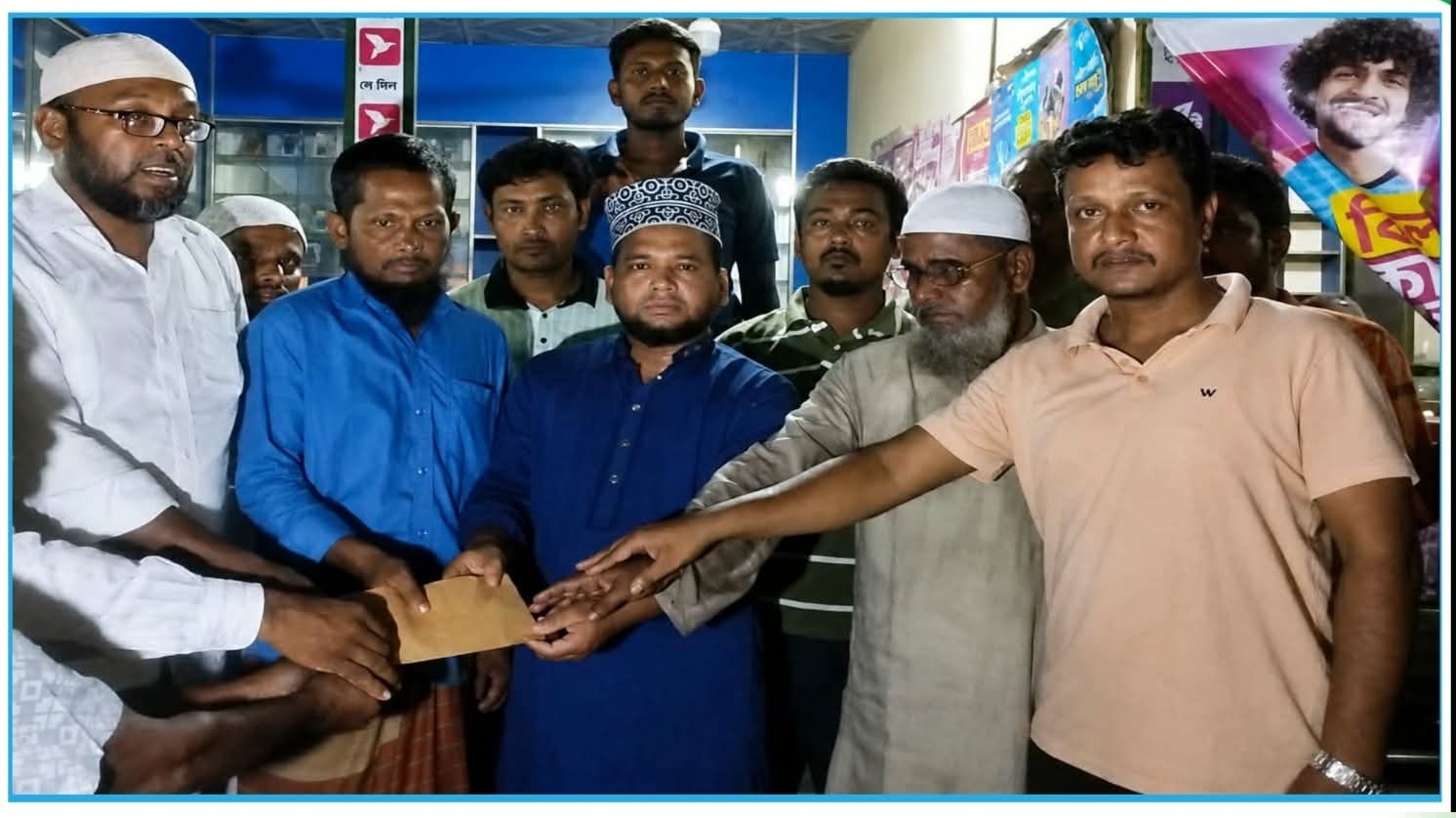 ভ্যান হারিয়ে বিপাকে শ্রমিক, পাশে দাঁড়ালো রিক্সা ভ্যান শ্রমিক ইউনিয়ন