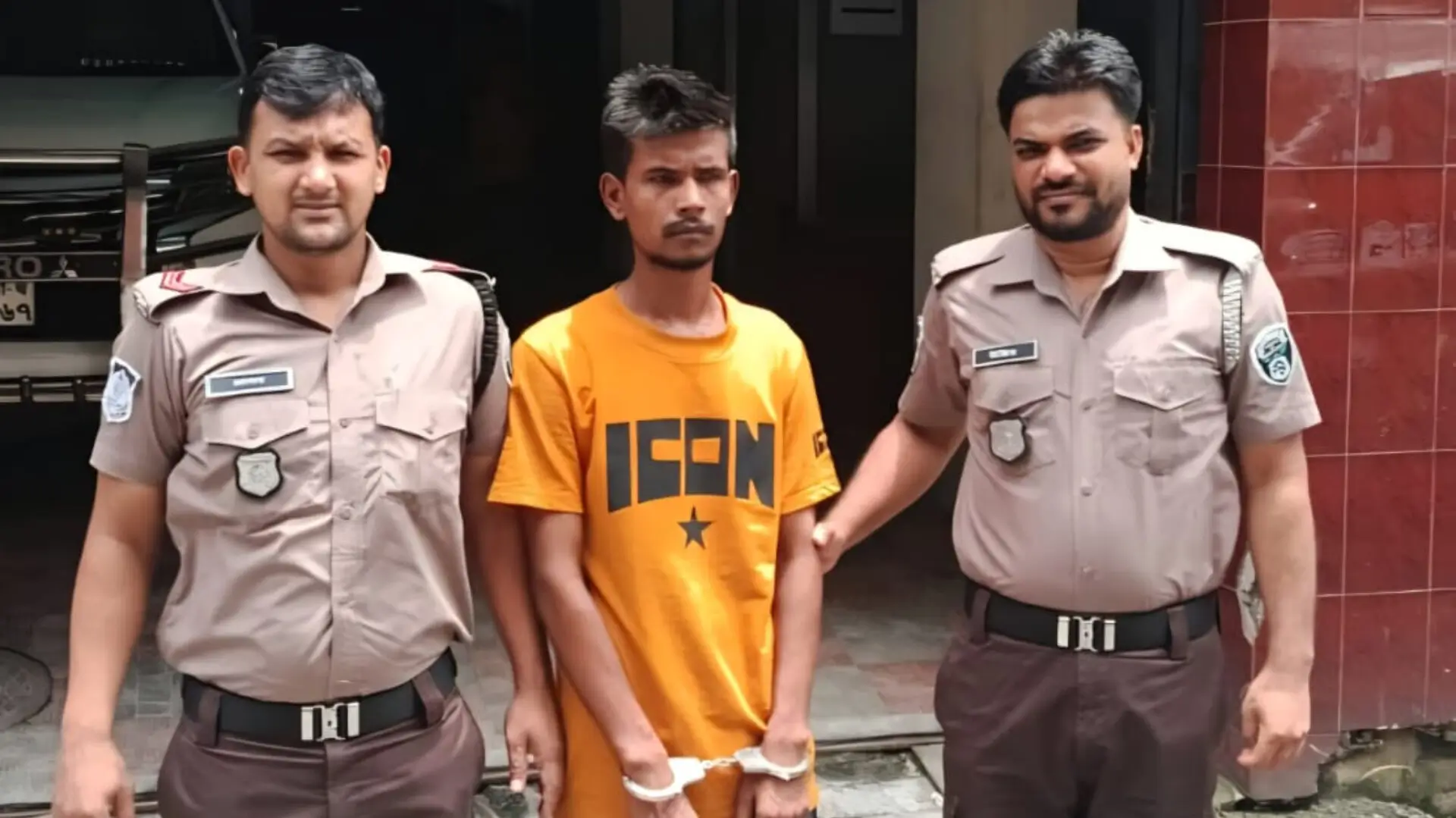 ধর্ষণের পর হত্যা: সীমান্ত থেকে প্রধান আসামি গ্রেপ্তার, আদালতে স্বীকারোক্তি