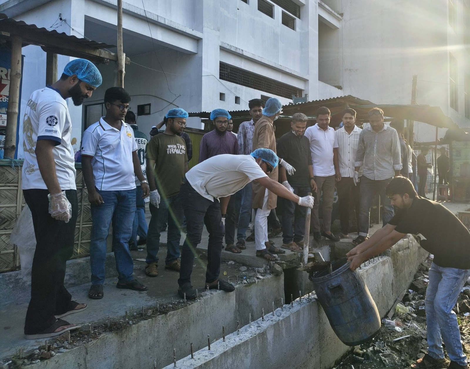 নজরুল বিশ্ববিদ্যালয়ে ছাত্রদলের ‘ডেঙ্গু প্রতিরোধ ও পরিচ্ছন্নতা অভিযান’