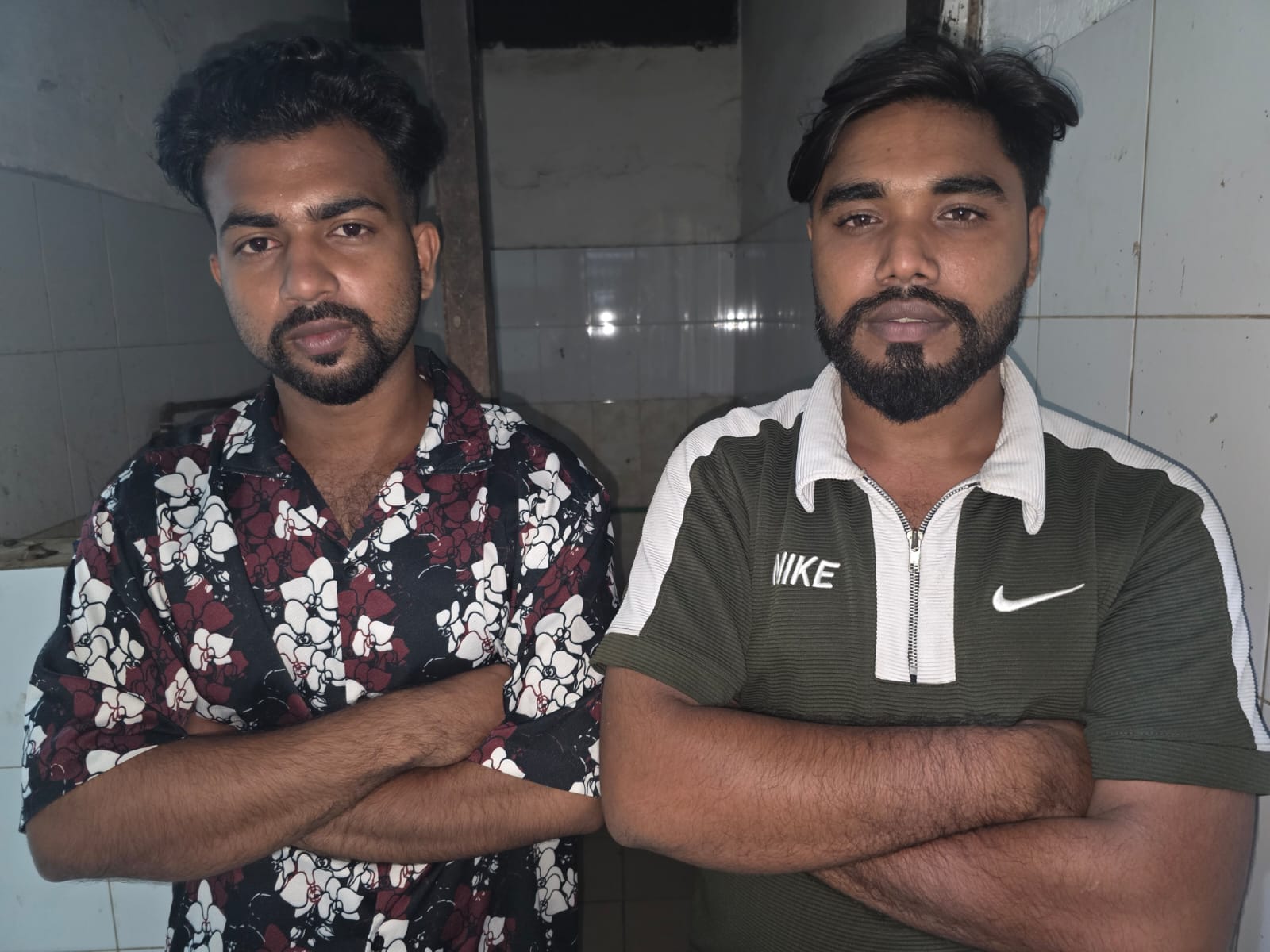 ডিবি পরিচয়ে মুক্তিপণ আদায়, জিয়া প্রজন্ম দলের নেতাসহ আটক ২ জন।